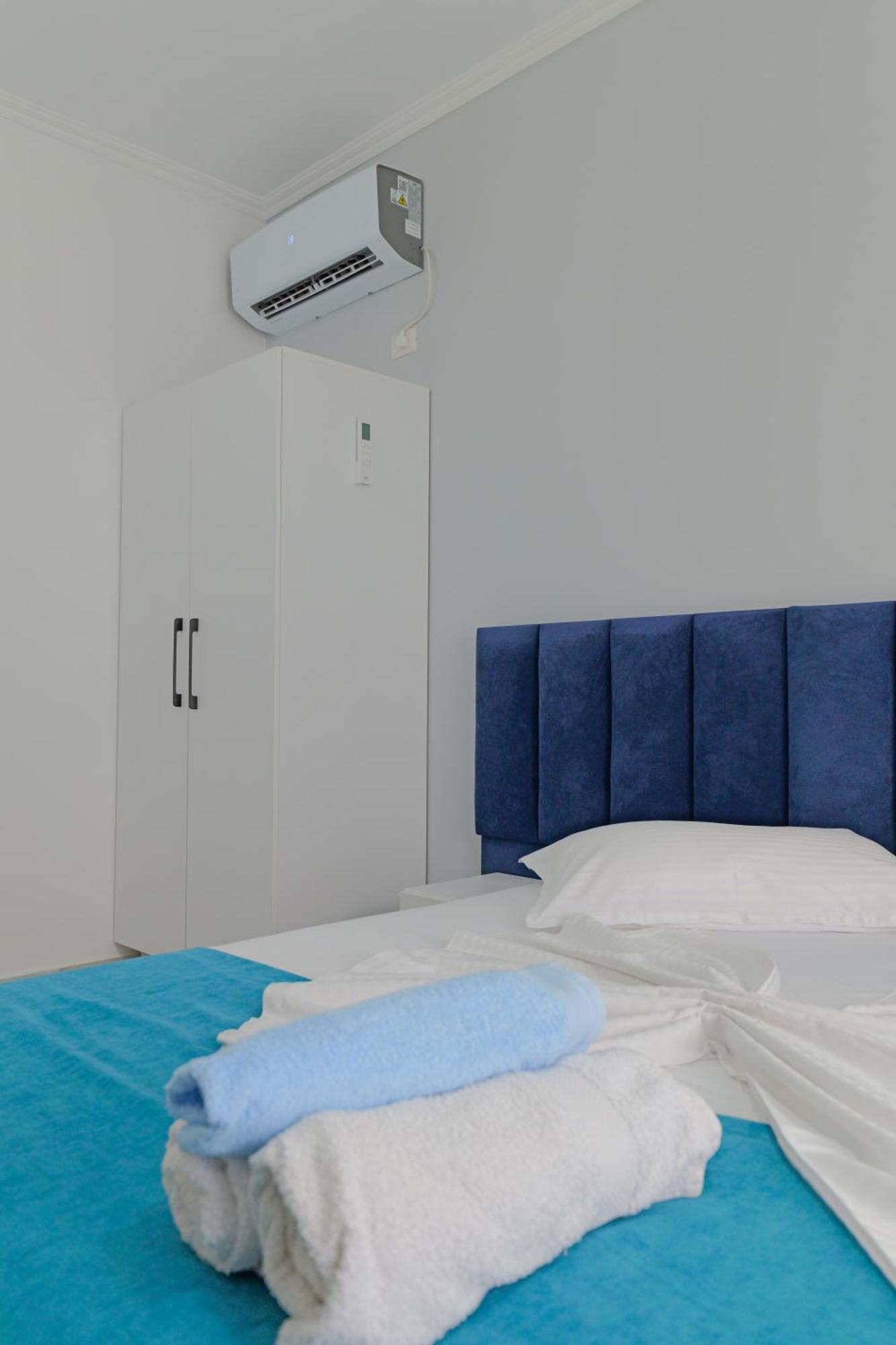 Vila Marina Apartments ซารานเดอ ภายนอก รูปภาพ