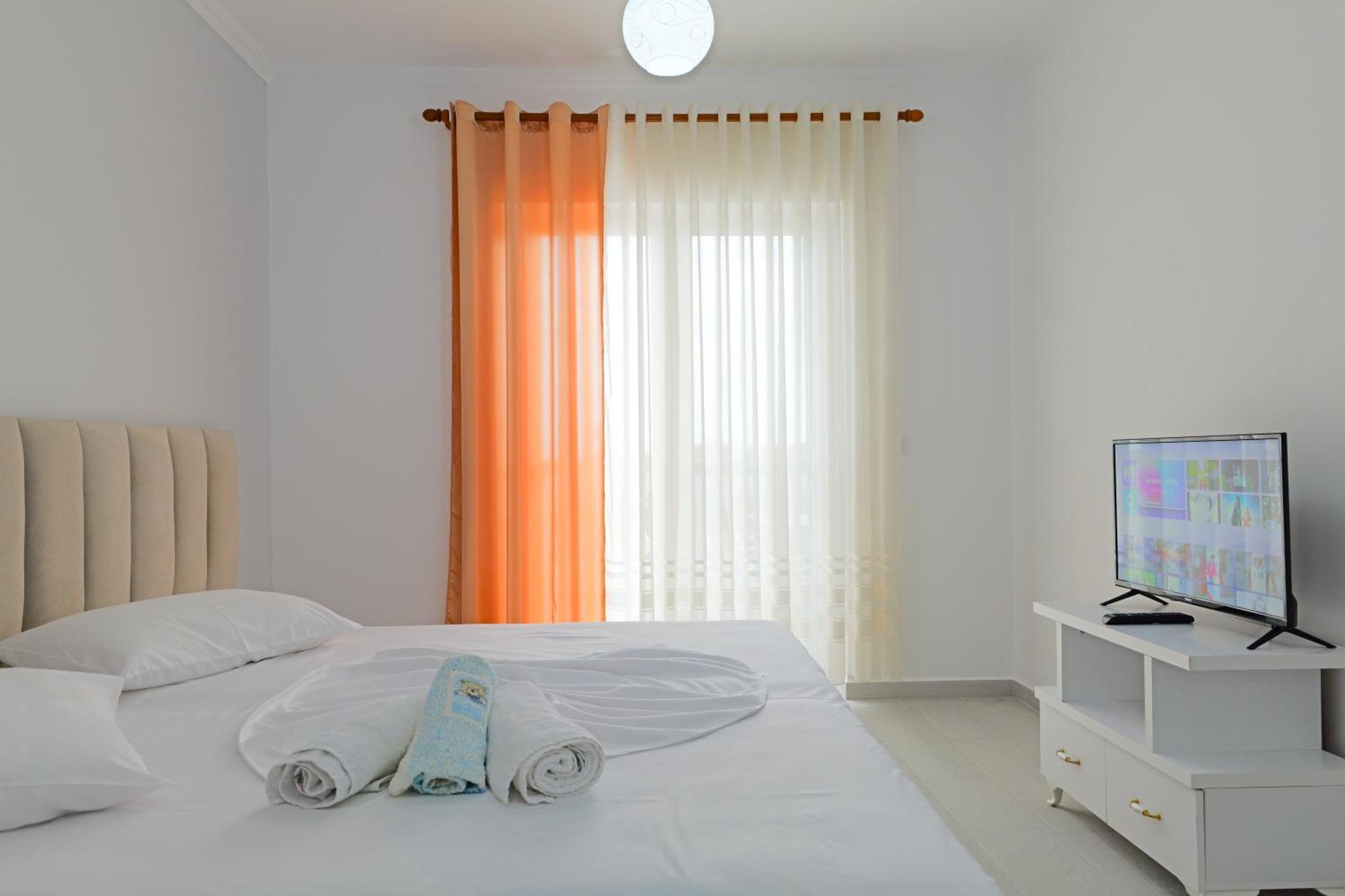 Vila Marina Apartments ซารานเดอ ภายนอก รูปภาพ
