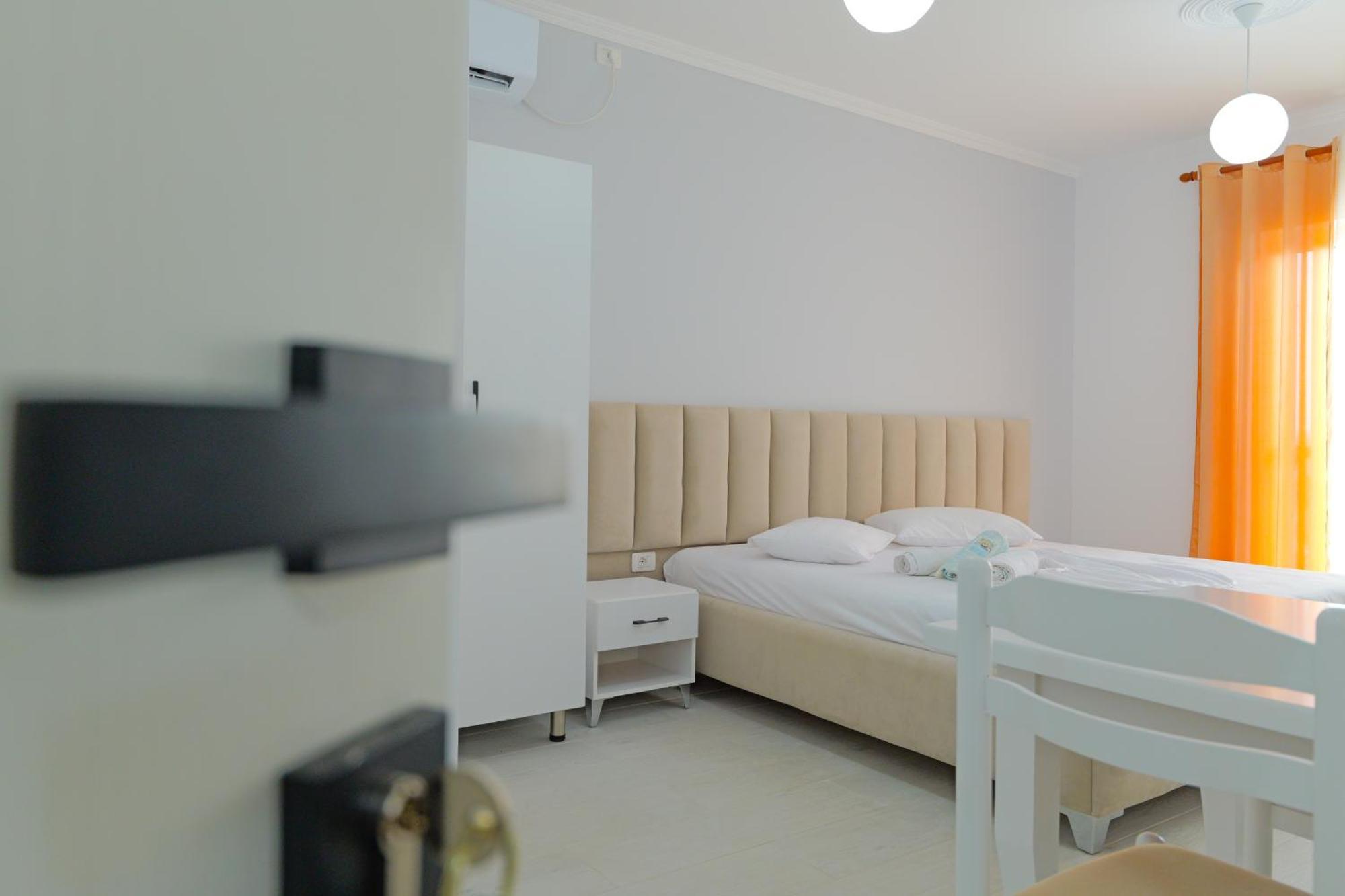 Vila Marina Apartments ซารานเดอ ภายนอก รูปภาพ