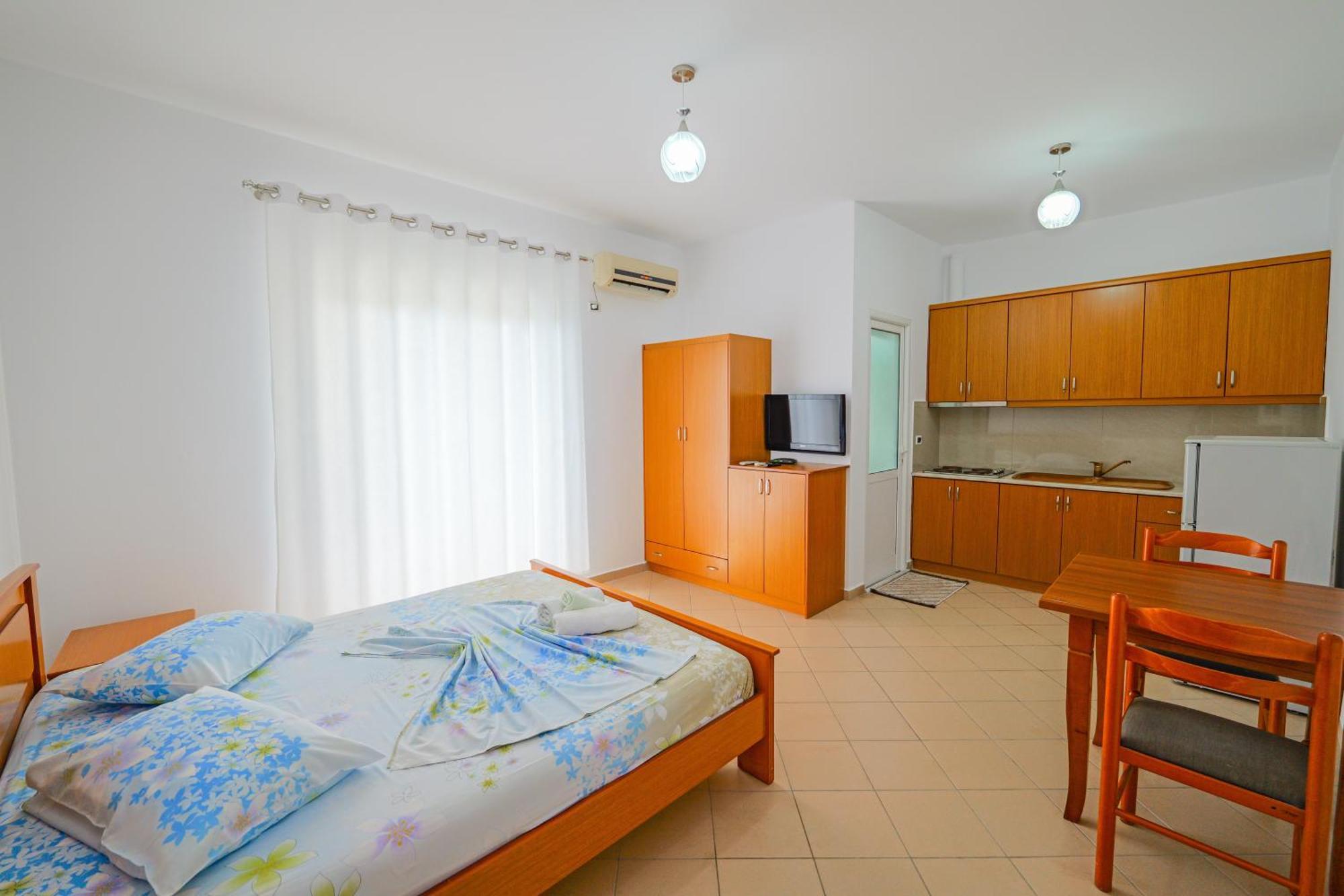 Vila Marina Apartments ซารานเดอ ภายนอก รูปภาพ
