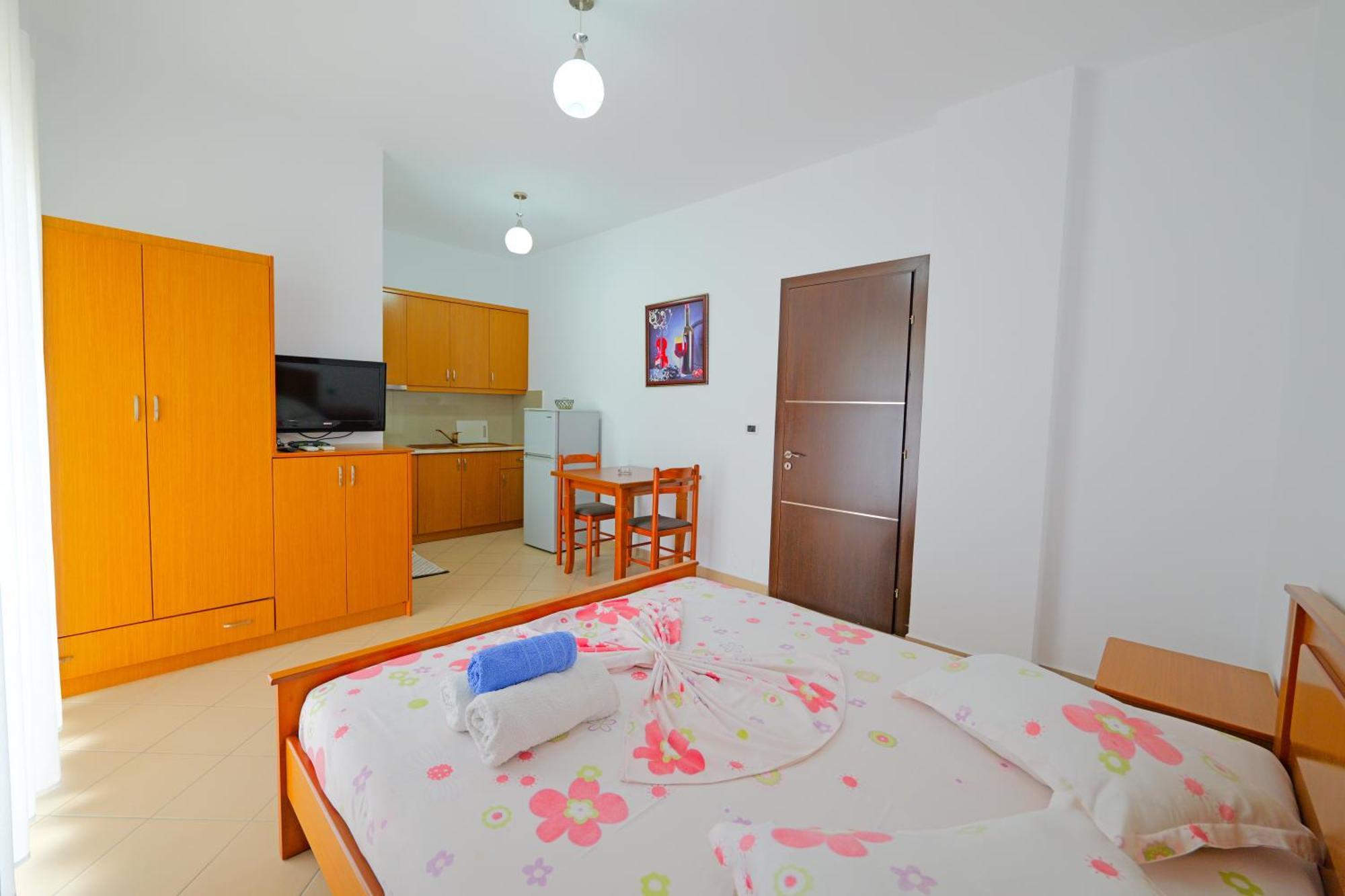 Vila Marina Apartments ซารานเดอ ภายนอก รูปภาพ